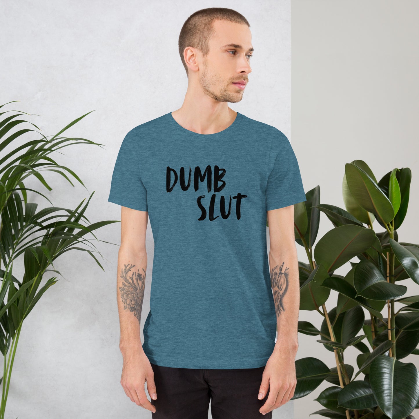 DUMB SLUT Tee