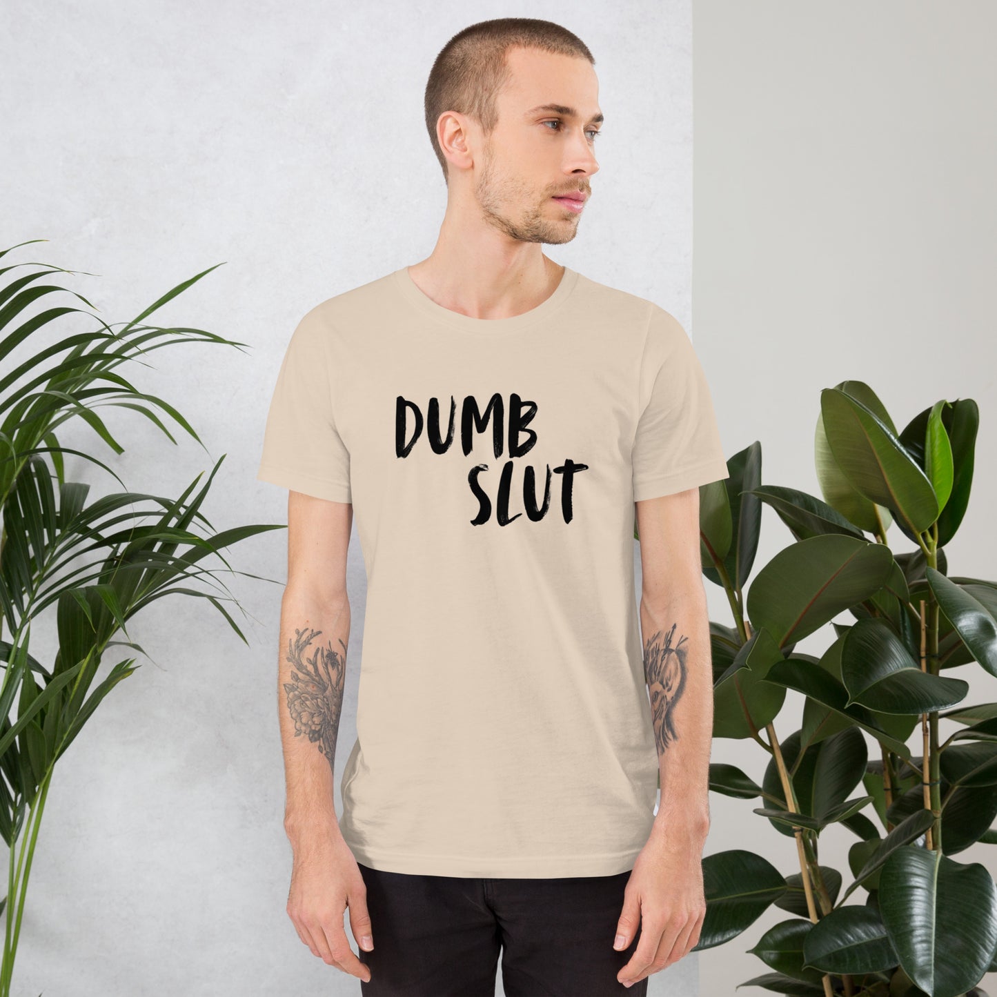 DUMB SLUT Tee