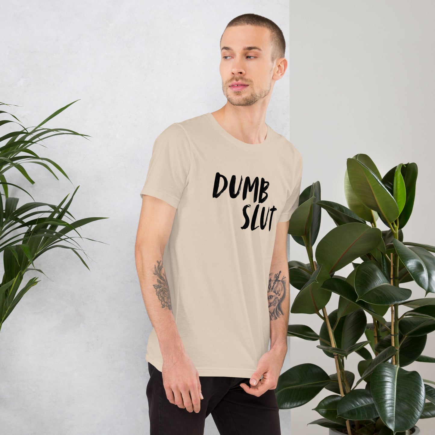 DUMB SLUT Tee